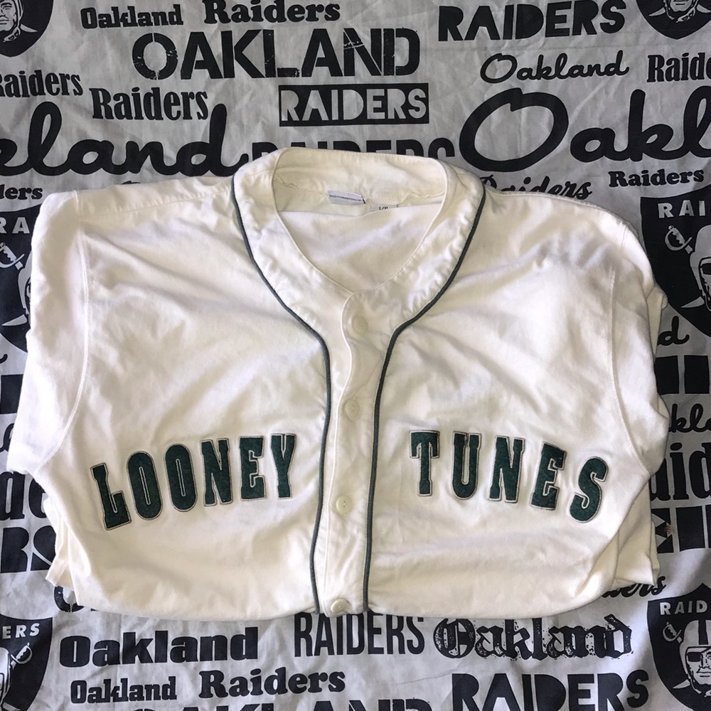 Vintage looney tunes tee